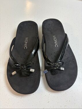 Vionic Bella Sandals Black Patent Bow Sandals Women’s Size 7